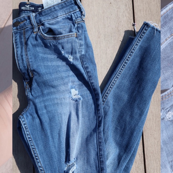 Ripped light Blue Jeans - Picture 1 of 1